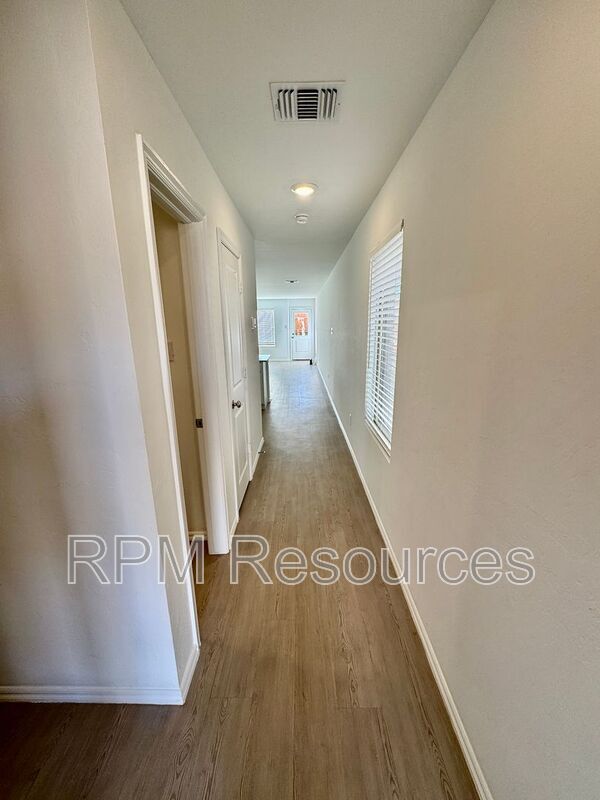 Building Photo - 3230 NW 147th Ter