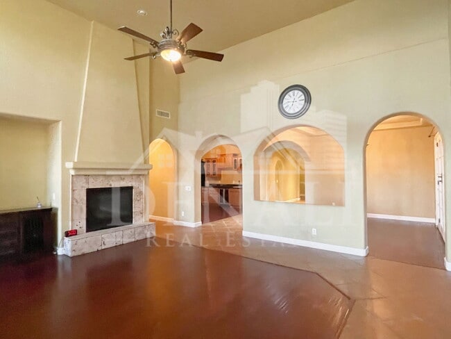 Building Photo - 9443 E Ironwood Bend