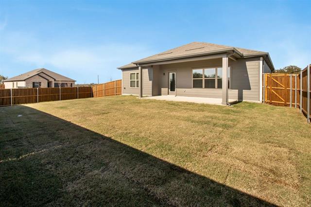 Building Photo - 3204 Royal Frst Dr