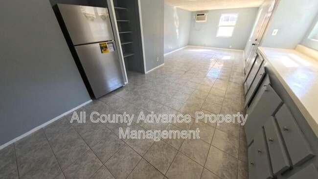 Building Photo - 1515 S Prospect Ave