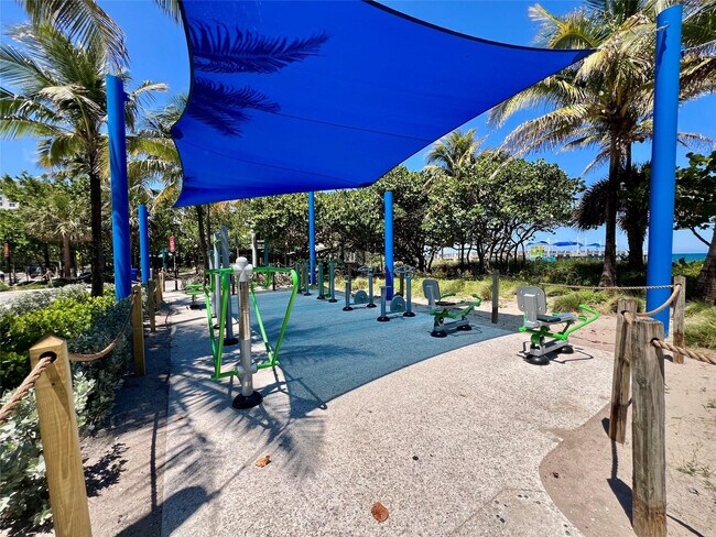 Building Photo - 133 N Pompano Beach Blvd