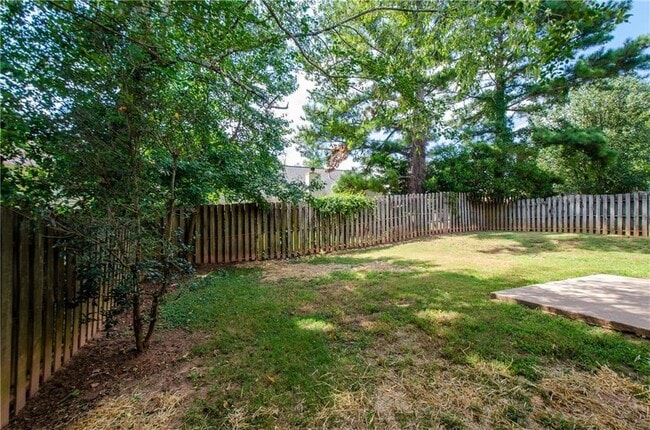 Building Photo - 10840 Mortons Crossing