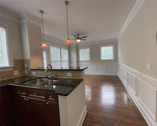 Building Photo - 1292 Ashford Creek Way NE