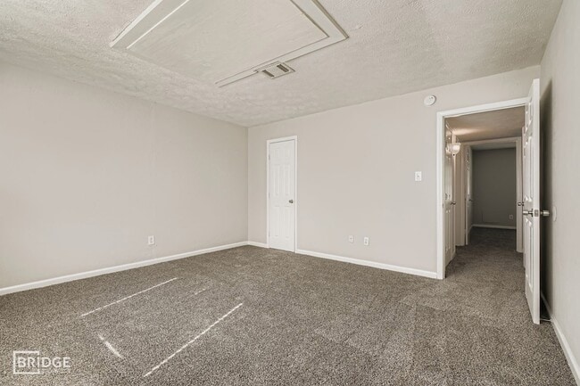 Building Photo - 226 Tara Plantation Dr