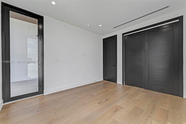 Building Photo - 630 NE 82nd St