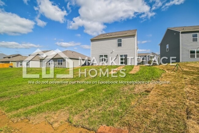 Building Photo - 7646 Belhaven Ln