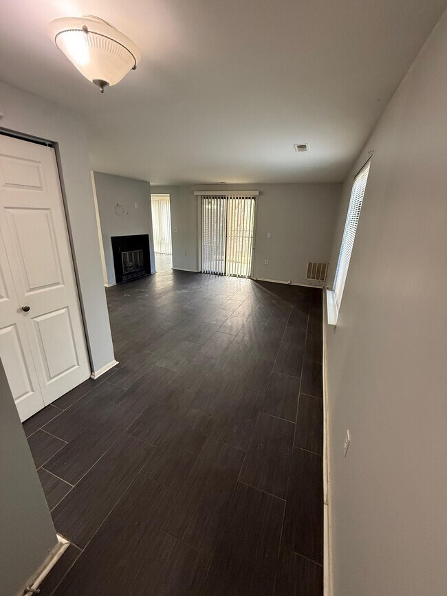 Building Photo - 13200 Chalet Pl