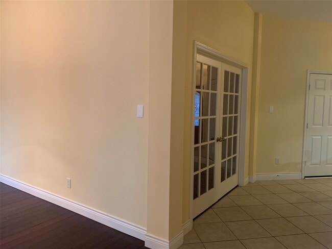 Building Photo - 13110 Imperial Shore Dr