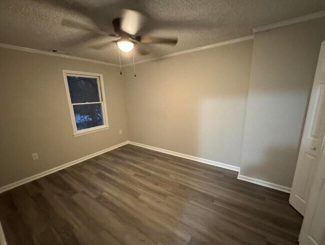 Building Photo - 6702 Jefferson Pl