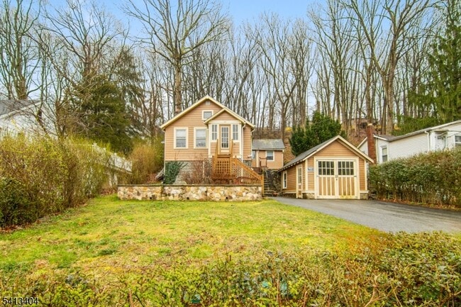 Building Photo - 43 Estling Lake Rd