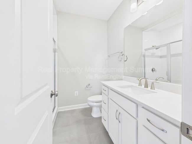 Building Photo - 3483 Monterey Dr