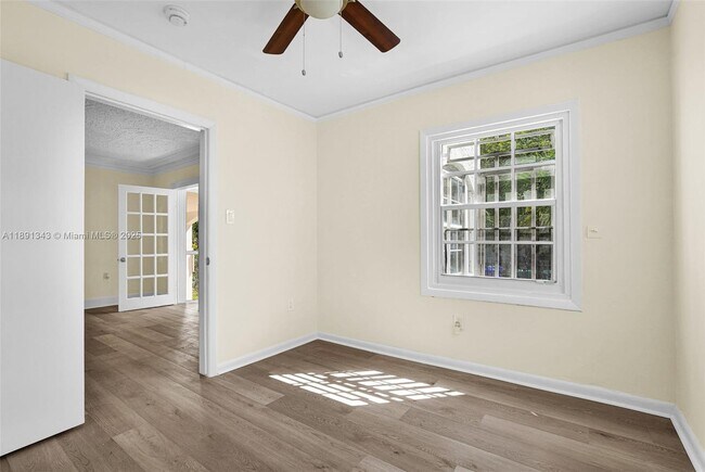 Building Photo - 511 NW 44th St