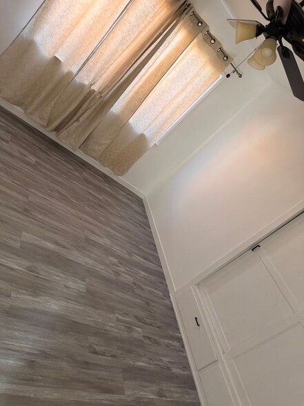 Building Photo - 9540 San Miguel Ave