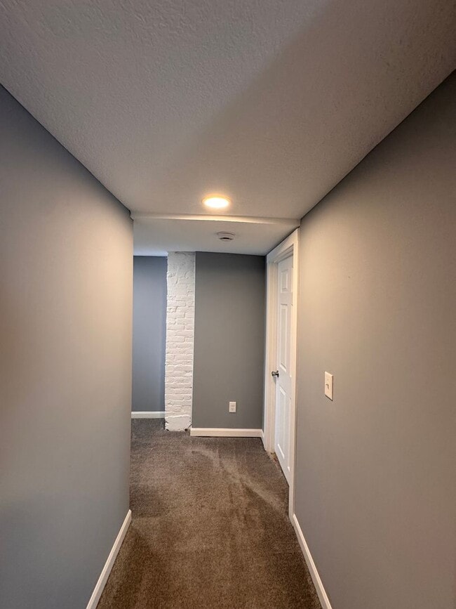 Building Photo - AVAILABLE NOW! Large 3 Bedroom, 2 Bathroom, with Extra Rooms and Two Car Garage in Anoka