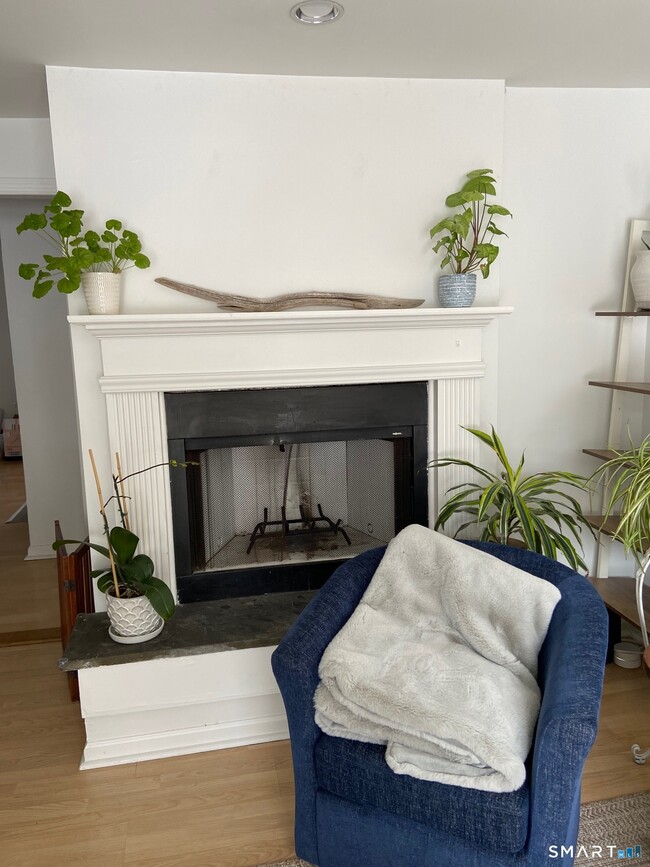 Building Photo - 4 McKendry Ct