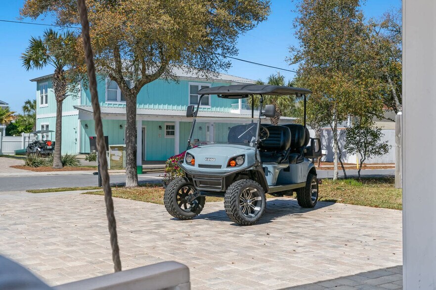 Building Photo - 95 Cobia St