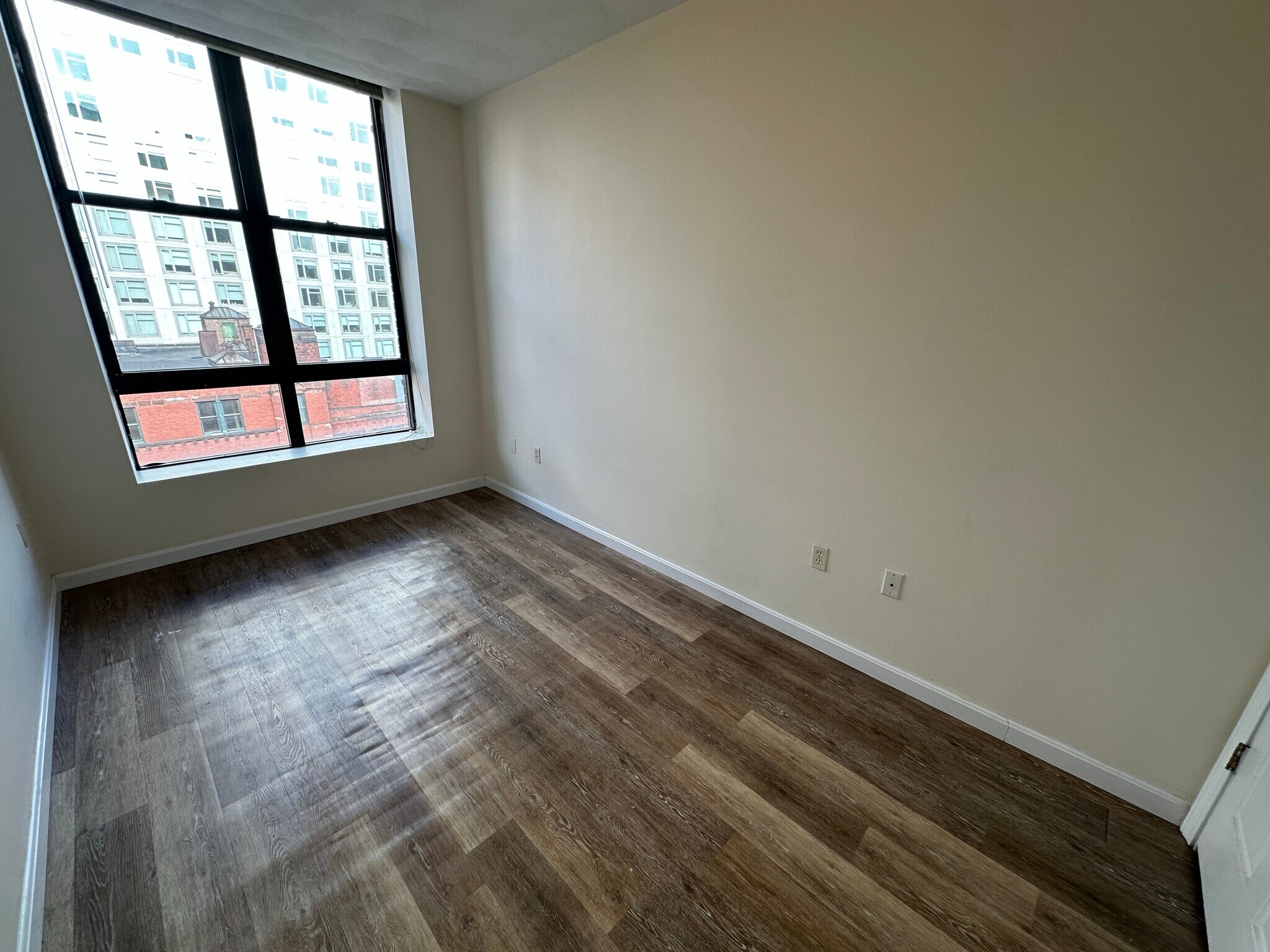 Building Photo - 78 Essex St