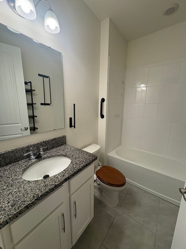 Building Photo - Charming 2-Bed 2-Bath Home plus Flex Room -  55+ community