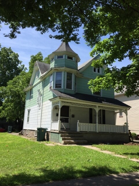 Building Photo - 337 Magnolia St
