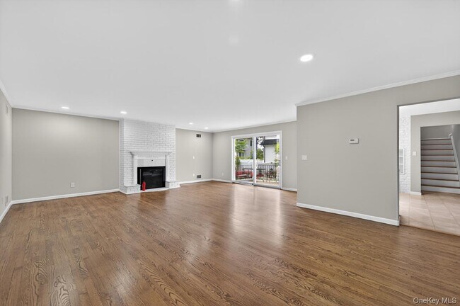Building Photo - 68 Graywood Rd