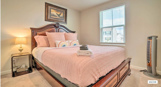 Building Photo - 2020-Built Beautiful 3 Bed 2.5 Bath End-Un...