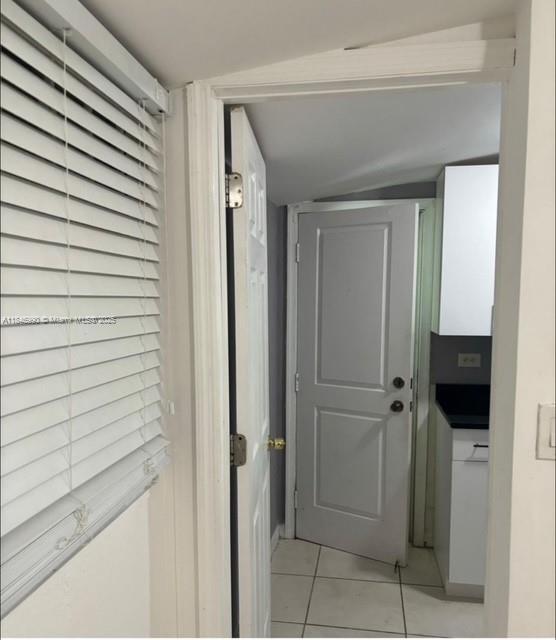 Building Photo - 1176 NW 38th St