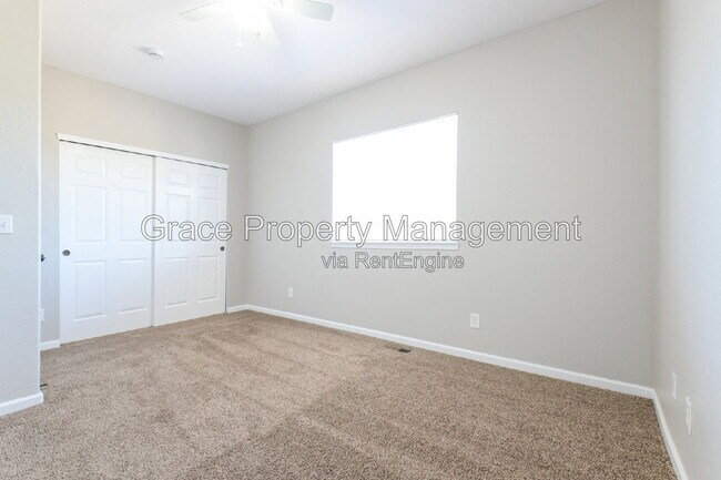Building Photo - 9727 Cherry Ln