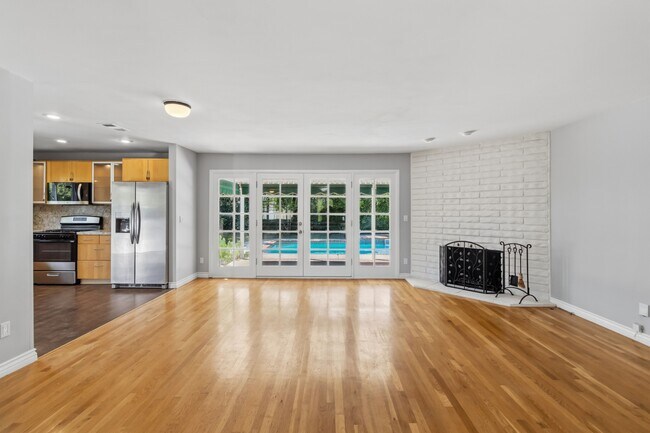 Building Photo - 23020 Haynes St