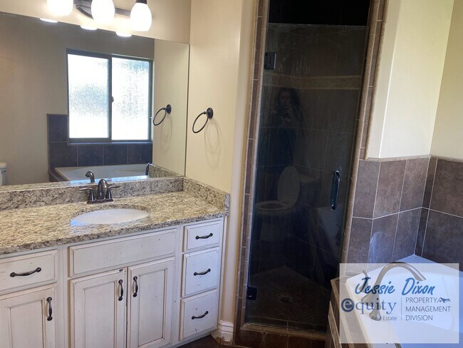 Building Photo - 2747 S 1475 W