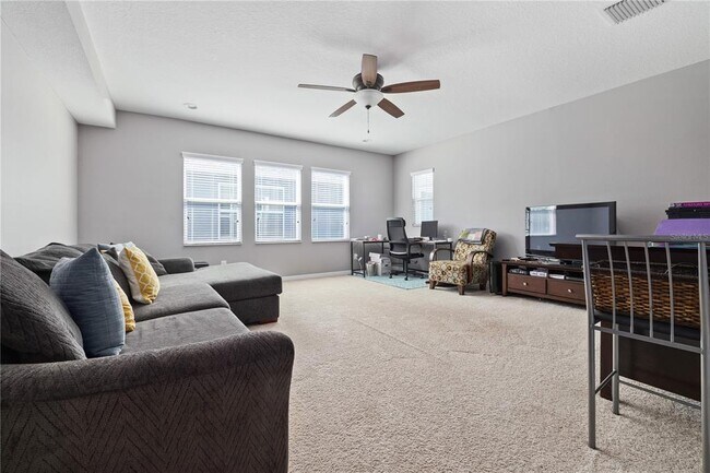 Building Photo - 12015 Whistling Wind Dr