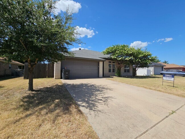 Building Photo - 4211 Breckenridge Dr