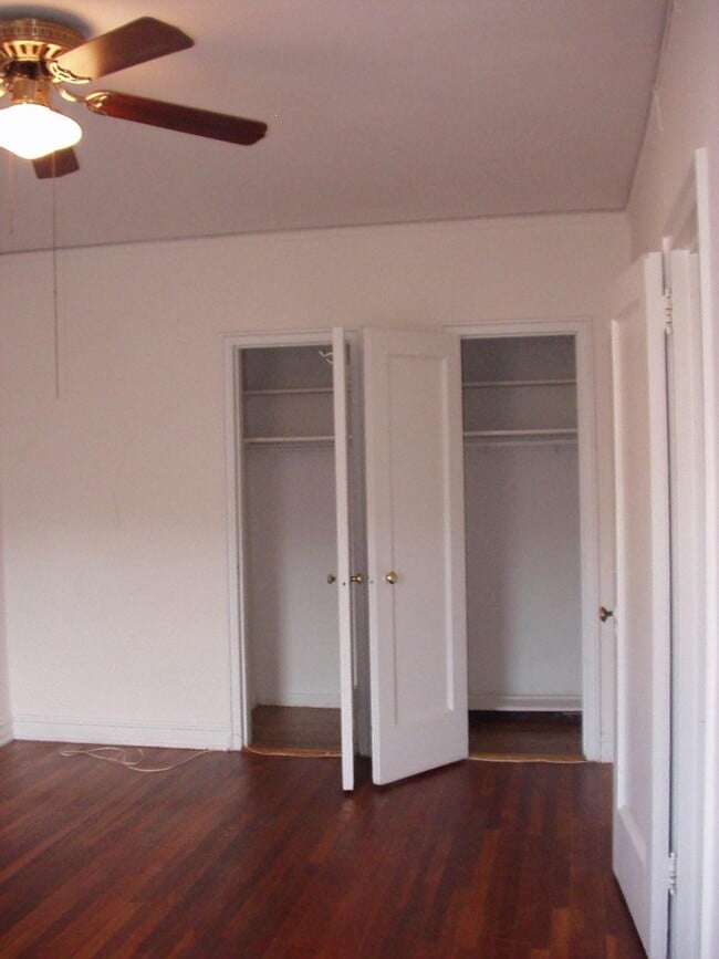 Building Photo - 1 Bronxville Rd