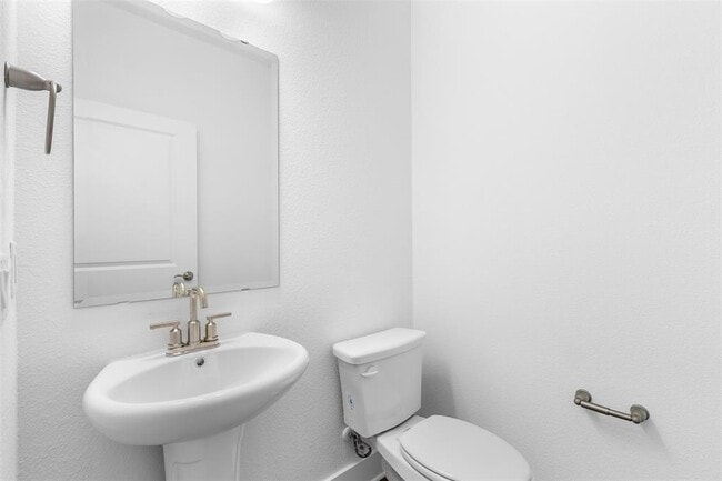 Building Photo - 1955 Settlers Glen Dr