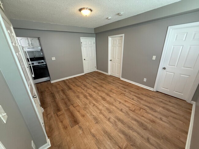 Primary Photo - 321 Union St