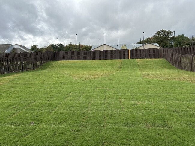 Building Photo - 6619 Camilla Dr