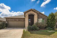 Building Photo - 16605 Aventura Ave