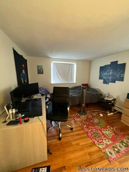 Building Photo - 88 Gardner St