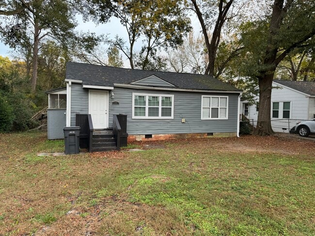 Building Photo - 2546 Kaufman Dr