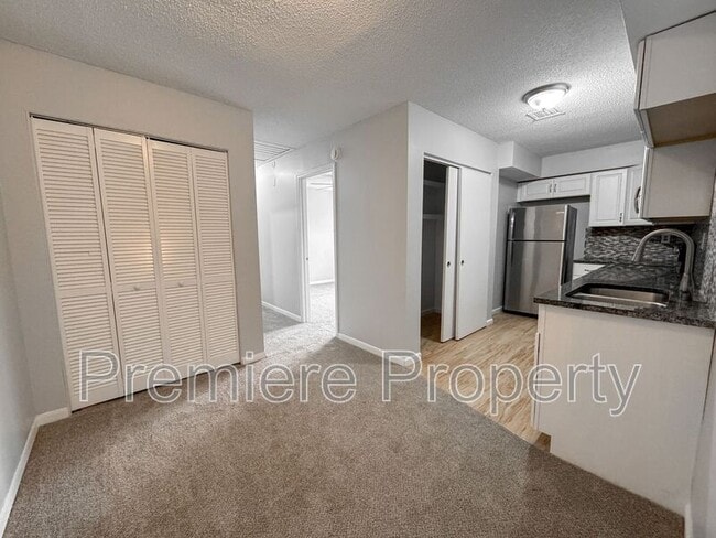 Building Photo - 11103 NW Player Dr