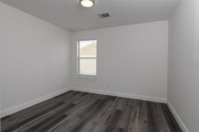 Building Photo - 12407 Urban Dale Ct