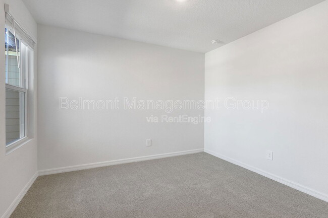 Building Photo - 1122 Bradford Pk Dr