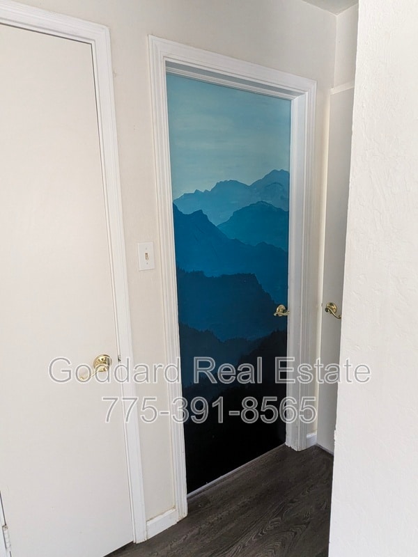 Building Photo - 440 K St