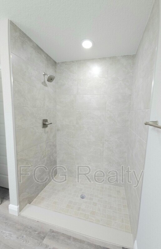 Building Photo - 240 Locust Pass Dr
