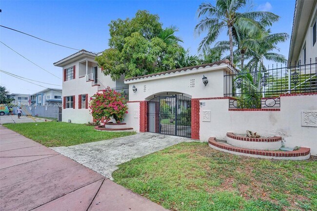 Building Photo - 1199 Marseille Dr