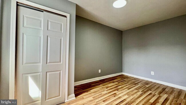 Building Photo - 2348 Wilder St