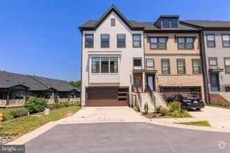 Building Photo - 7312 Red Pond Ct