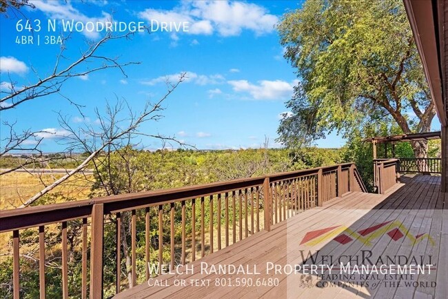 Building Photo - 643 Woodridge Dr
