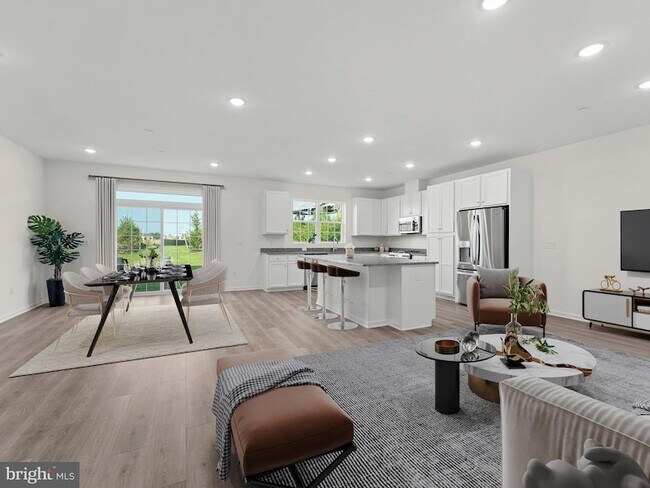 Building Photo - 202 Thompson Dr