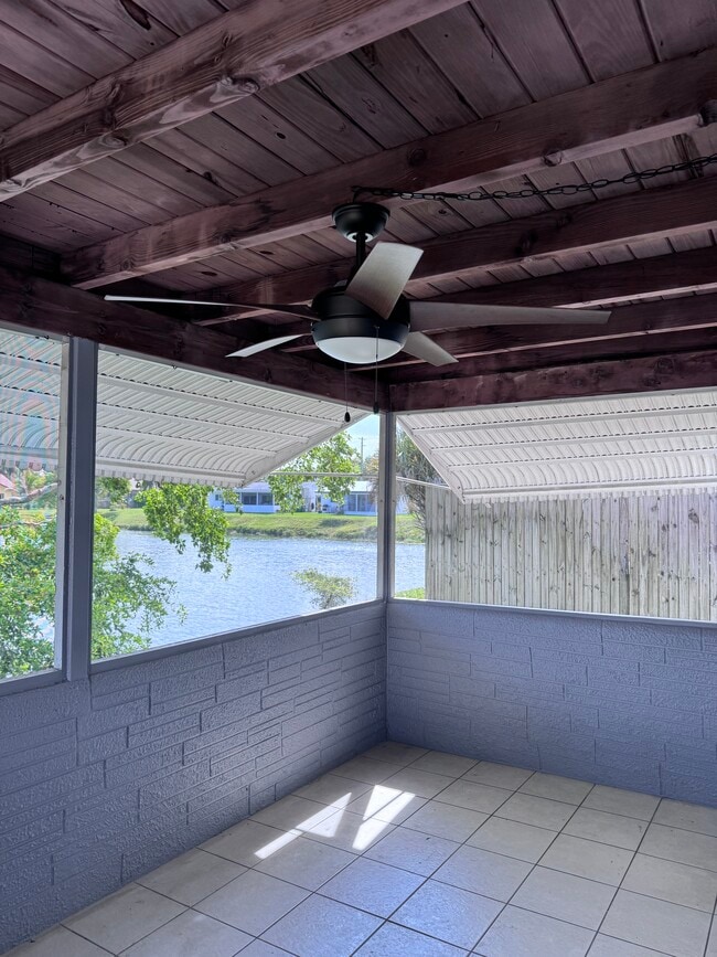 Building Photo - 2616 NW 49th St