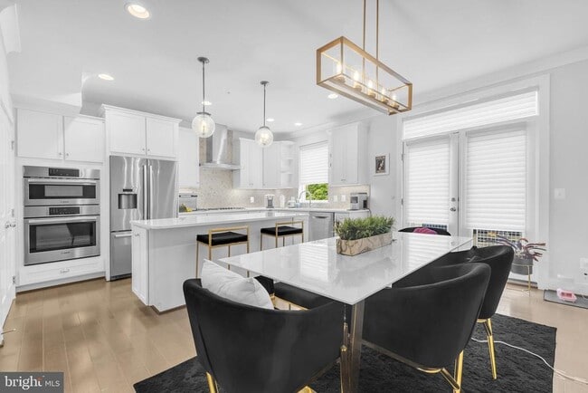 Building Photo - 5106 Fillmore Ave